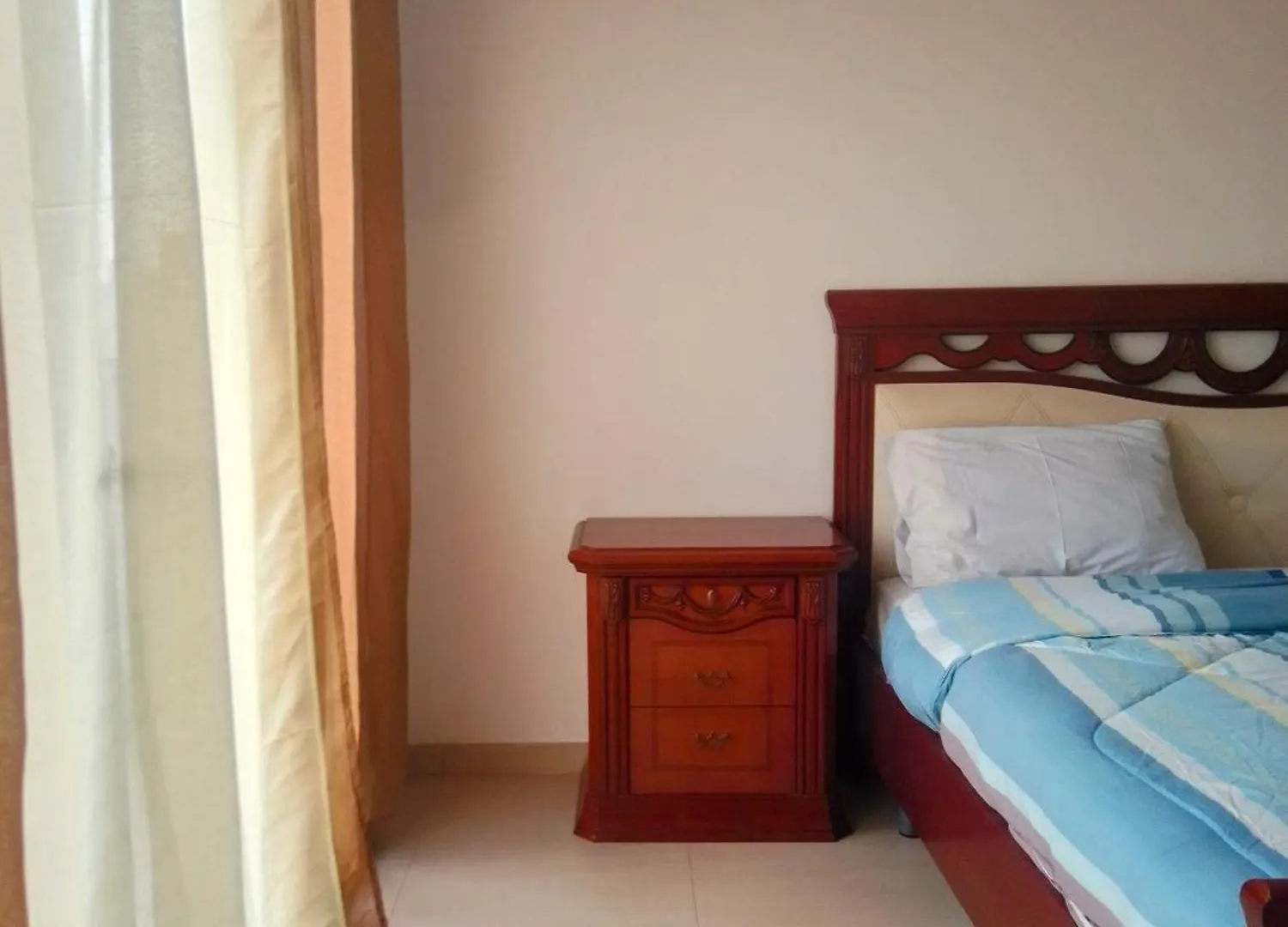 Pearle Ataya Lejlighed Dakar